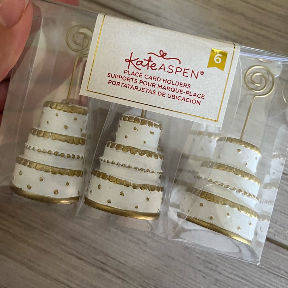 Set of 18 wedding cake place card holders
